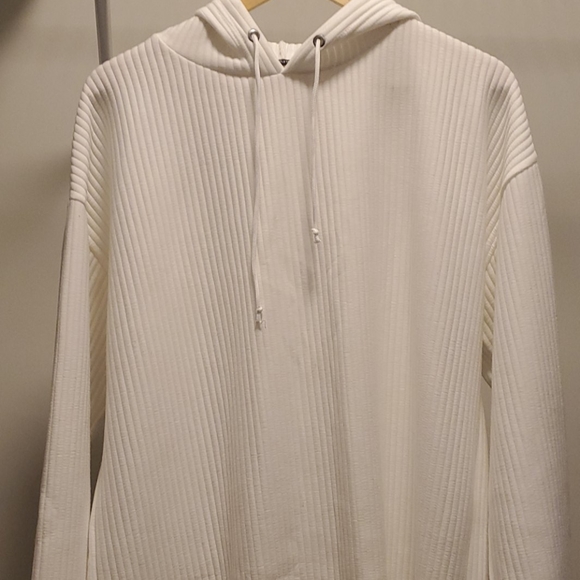 White Ribbed Sweater - Picture 2 of 3